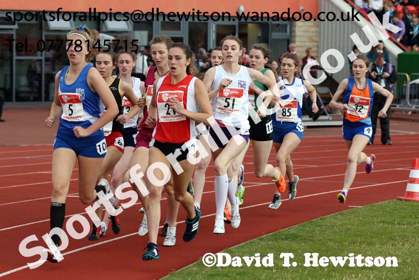 Senior girls 1500 metres, English Schools Track and Field. Photo: David T. Hewitson/Sports for All Pics